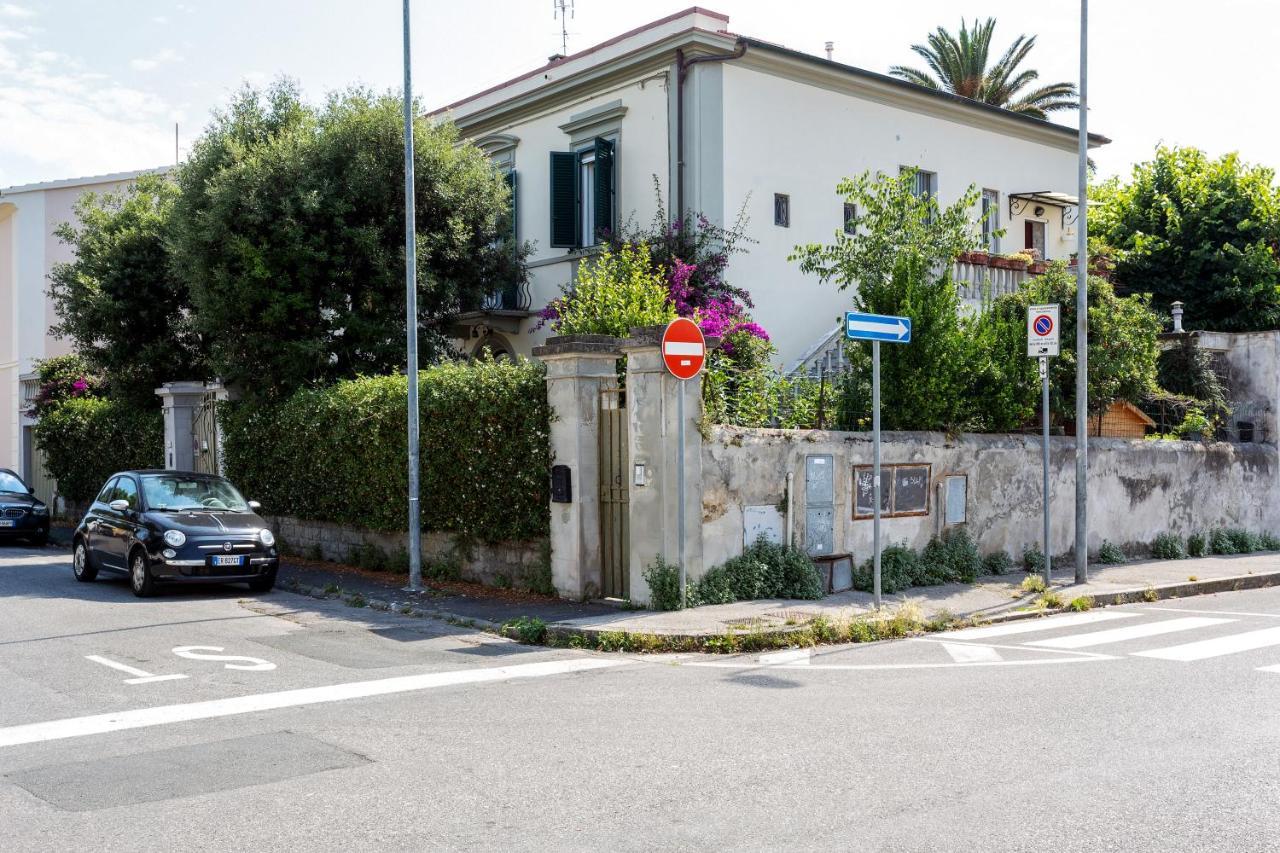Casa Ginevra - 3 Minutes Walk From The Sea Appartement Livorno Buitenkant foto